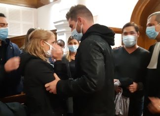 Jean-Régis Julien condamné à la perpétuité pour l’assassinat d’une mère sous les yeux de son fils Mathis en France (détail) Jean-Régis Julien condamné à la perpétuité pour l’assassinat d’une mère sous les yeux de son fils Mathis en France (détail)