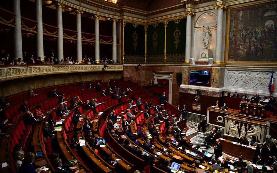L'Assemblée nationale vote les milliards d'euros du plan de relance en première lecture (détail)