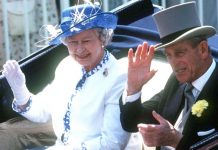 Le prince Philip triste et fâché contre Meghan Markle (détail) Le prince Philip triste et fâché contre Meghan Markle (détail)