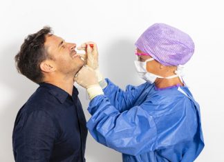 Les pharmaciens demandent des moyens pour pratiquer les tests antigéniques (détail) Les pharmaciens demandent des moyens pour pratiquer les tests antigéniques (détail)