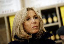 L’ex-mari de Brigitte Macron, André-Louis Auzière, est mort (détail) Pièces jaunes : Brigitte Macron en visite à la Maison des Familles de Besançon