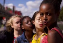 Netflix poursuivi en justice au Texas pour le film « Mignonnes » (détail) Netflix poursuivi en justice au Texas pour le film « Mignonnes » (détail)