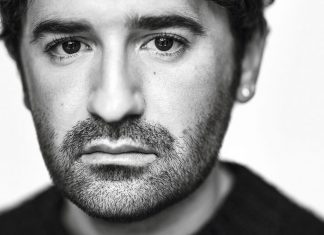 Nicolas Maury parle de son premier film « Garçon chiffon » et « Dix pour Cent » (détail) Nicolas Maury parle de son premier film « Garçon chiffon » et « Dix pour Cent » (détail)