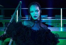 Rihanna a utilisé un texte sacré islamique à son défilé de lingerie Rihanna a utilisé un texte sacré islamique à son défilé de lingerie