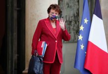 Roselyne Bachelot, « cas contact » Covid, se met à l’isolement (détail) Roselyne Bachelot, « cas contact » Covid, se met à l'isolement (détail)
