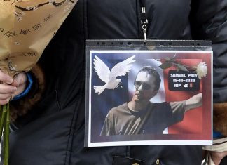 Samuel Paty: l’extrême droite accuse la rectrice de Versailles (détail) Samuel Paty: l'extrême droite accuse la rectrice de Versailles (détail)