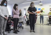 400 violations de la minute de silence pour Samuel Paty (détail) 400 violations de la minute de silence pour Samuel Paty (détail)