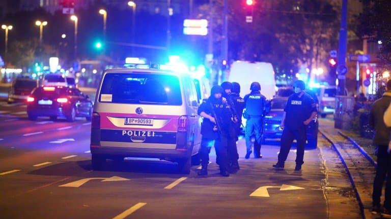Attaque terroriste à Vienne EN DIRECT : l’assaillant abattu est un sympathisant de Daech