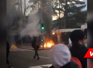 Compiègne : violences devant le lycée Mireille-Grenet (détail) Compiègne : violences devant le lycée Mireille-Grenet (détail)