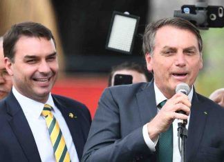 Coronavirus : le nouveau dérapage homophobe de Bolsonaro Coronavirus : le nouveau dérapage homophobe de Bolsonaro