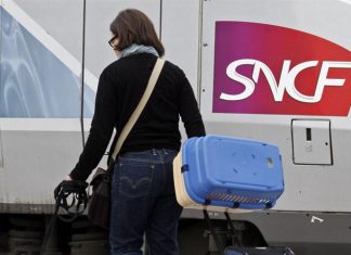 Déconfinement à Noël : les ventes de la SNCF explosent après l’allocution d’Emmanuel Macron Coronavirus France en direct : début du déconfinement lundi mais les Français doivent rester vigilants
