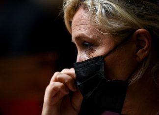 Elections américaines 2020 : Marine Le Pen ne reconnaît « absolument pas » la victoire de Joe Biden Elections américaines 2020 : Marine Le Pen ne reconnaît "absolument pas" la victoire de Joe Biden