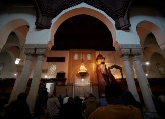 Islam de France : Emmanuel Macron obtient du CFCM la création d’un conseil des imams Islam de France : Emmanuel Macron obtient du CFCM la création d'un conseil des imams