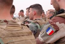 L’armée française a abattu un haut-responsable d’Al-Qaïda au Mali (détail) L'armée française a abattu un haut-responsable d'Al-Qaïda au Mali (détail)