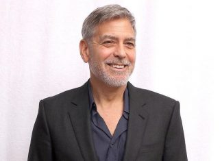 Le jour où George Clooney a distribué 14 millions de dollars en cash à ses amis (détail) Le jour où George Clooney a distribué 14 millions de dollars en cash à ses amis (détail)