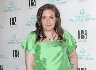 Lena Dunham a dû abandonner son rêve de devenir mère (détail) Lena Dunham a dû abandonner son rêve de devenir mère (détail)