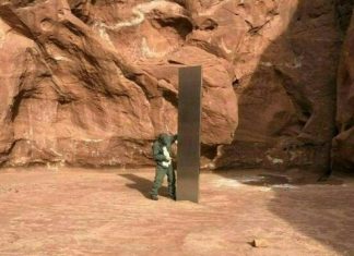 Aux Etats-Unis, disparition d’un mystérieux monolithe de métal (VIDEO) Aux Etats-Unis, disparition d’un mystérieux monolithe de métal (VIDEO)