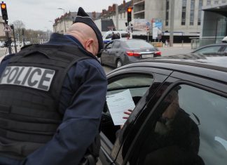 Coronavirus France : Atteinte d’Alzheimer, elle est condamnée pour avoir mal daté son attestation Coronavirus France en direct : Avec l'ambiance de Noël, "les Français se relâchent"