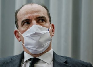 Coronavirus : Les boîtes de nuit vont fermer pour quatre semaines à partir de vendredi Coronavirus : Les boîtes de nuit vont fermer pour quatre semaines à partir de vendredi