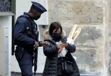 Coronavirus France en direct : Attestation de déplacement couvre-feu, téléchargez la nouvelle dérogation Coronavirus France en direct : Attestation de déplacement couvre-feu, téléchargez la nouvelle dérogation
