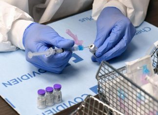 VaccinTracker Covid19 : ce qu’il faut savoir sur les vaccins utilisés en France VaccinTracker Covid19 : ce qu'il faut savoir sur les vaccins utilisés en France