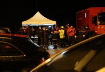 Crash d’un hélicoptère en Savoie: Emmanuel Macron rend hommage aux victimes Crash d'un hélicoptère en Savoie: Emmanuel Macron rend hommage aux victimes