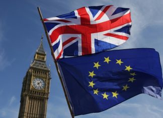 « Deal » ou « no deal »: nouveau jour J pour la négociation post-Brexit (détail) "Deal" ou "no deal": nouveau jour J pour la négociation post-Brexit (détail)