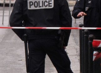 Domont : Il prend en otage sa femme avant de la tuer ! (détail) Domont : Il prend en otage sa femme avant de la tuer ! (détail)