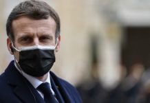 « C’est pas vrai ! » : grande surprise du côté du gouvernement, Macron et sa majorité respirent enfin Emmanuel Macron fait des révélations sur la date de fin du couvre-feu : la drôle de réaction de l'Élysée