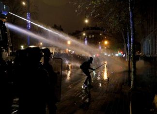 Manifestations Loi sécurité globale : 95 interpellations et 67 membres des forces de l’ordre blessés Manifestations Loi sécurité globale : 95 interpellations et 67 membres des forces de l'ordre blessés