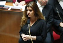 Marlène Schiappa recadrée pour son retard à l’Assemblée nationale (VIDEO) Marlène Schiappa recadrée pour son retard à l'Assemblée nationale (VIDEO)