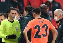 PSG – Basaksehir : Un arbitre accusé de racisme pendant le match (détail) PSG - Basaksehir : Un arbitre accusé de racisme pendant le match (détail)