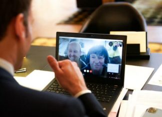 Vendée Globe : Macron appelle Le Cam et Escoffier Vendée Globe : Macron appelle Le Cam et Escoffier