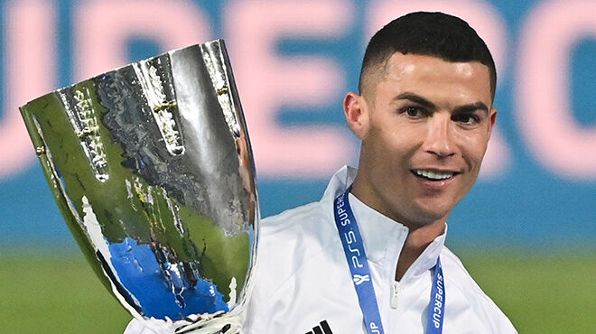 760 buts : Cristiano Ronaldo devient le meilleur buteur de l'histoire