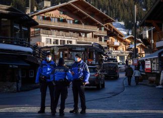 Coronavirus France en direct : les hospitalisations et réanimations en hausse Coronavirus France en direct : les hospitalisations et réanimations en hausse