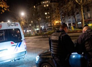 Coronavirus France en direct : Jour J pour le couvre-feu à 18 heures Coronavirus France en direct : Jour J pour le couvre-feu à 18 heures