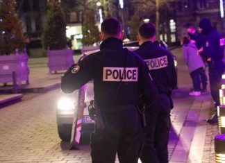 Coronavirus France en direct : Couvre-feu à 18h, les départements concernés dévoilés aujourd’hui Coronavirus France en direct : Couvre-feu à 18h, les départements concernés dévoilés aujourd'hui