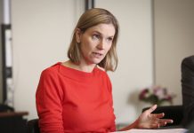 Coronavirus France en direct : Pas de confinement « avant samedi » selon Agnès Pannier-Runacher Coronavirus France en direct : Pas de confinement « avant samedi » selon Agnès Pannier-Runacher