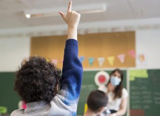 Covid-19 – conférence de presse de Jean Castex : Protocole sanitaire renforcé à l’école Covid-19 - conférence de presse de Jean Castex : Protocole sanitaire renforcé à l'école