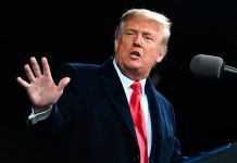 Donald Trump a demandé de « trouver » des bulletins de vote favorables en Géorgie (détail) Donald Trump concède sa défaite à la présidentielle