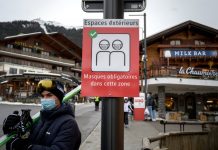 Doubs : 48 Français placés en isolement à leur retour de Suisse (détail) Doubs : 48 Français placés en isolement à leur retour de Suisse (détail)