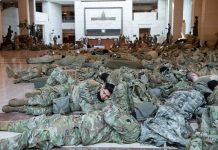 Investiture de Joe Biden: le Capitole transformé en camp retranché (Photo) Investiture de Joe Biden: le Capitole transformé en camp retranché (Photo)