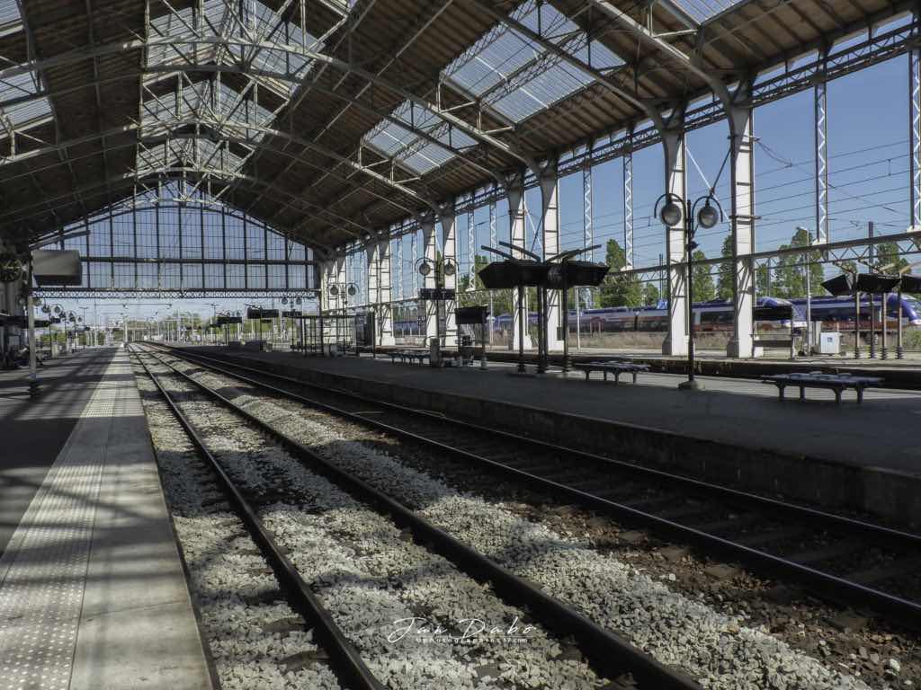 La Rochelle : Accident entre un train et une voiture à Aytré, une femme de 42 ans blessée