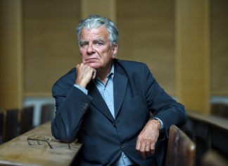 Le politologue Olivier Duhamel démissionne après avoir été accusé d’inceste par sa belle-fille Le politologue Olivier Duhamel démissionne après avoir été accusé d'inceste par sa belle-fille