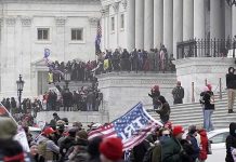 Violences à Washington : 4 morts et plusieurs blessés après l’incursion des partisans de Trump dans le Capitole Violences à Washington : 4 morts et plusieurs blessés après l'incursion des partisans de Trump dans le Capitole