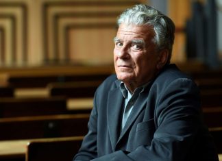 Affaire Olivier Duhamel : ce réflexe qu’il a eu en apprenant la parution du livre de Camille Kouchner Affaire Olivier Duhamel : ce réflexe qu'il a eu en apprenant la parution du livre de Camille Kouchner