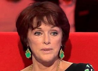 Anny Duperey renversée par une voiture : son enfance bouleversée (détail) Anny Duperey renversée par une voiture : son enfance bouleversée (détail)