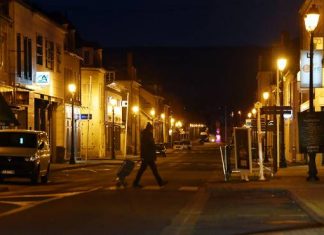 Attestation de déplacement dérogatoire : Le couvre-feu s’étend à trois nouvelles communes Attestation de déplacement dérogatoire : Le couvre-feu s'étend à trois nouvelles communes