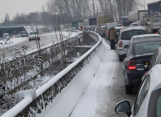 Coronavirus France en direct : Les Français peuvent partir en vacances en février Coronavirus France en direct : Les Français peuvent partir en vacances en février