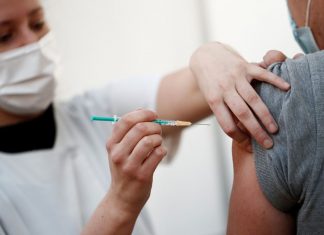 Doctolib, Maiia, Allodocteur : Rendez-vous, ce que l’on sait sur la vaccination qui va débuter chez les médecins généralistes Doctolib, Maiia, Allodocteur : Rendez-vous, ce que l’on sait sur la vaccination qui va débuter chez les médecins généralistes
